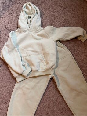 Kids Comfrt Hoodie & Joggers Set - Light Green